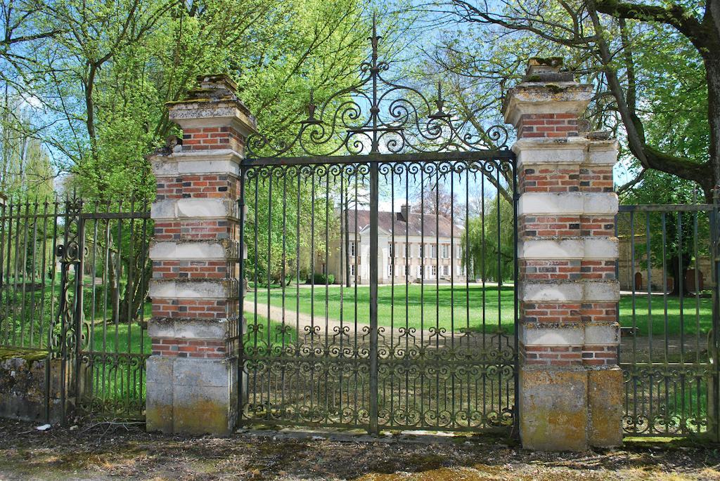 Domaine De Vauluisant Villa Courgenay Ngoại thất bức ảnh